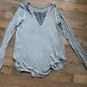Super cute and convey long sleeve top